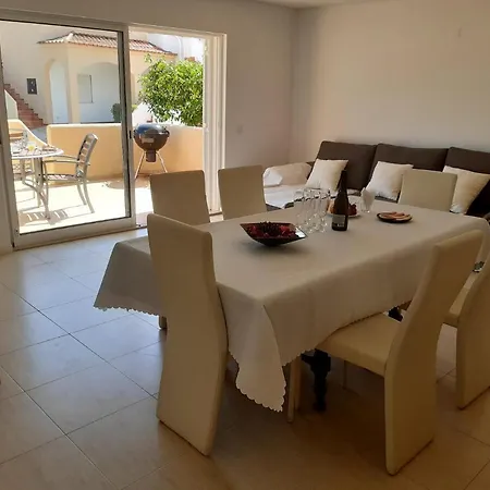 Apartment Marsol *
